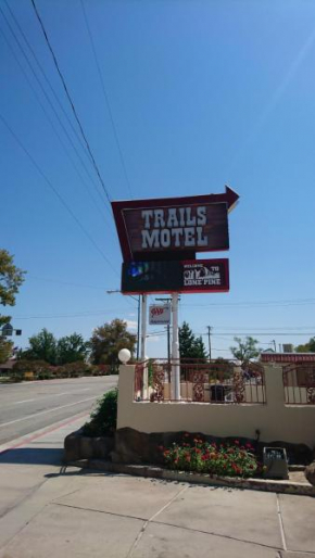 Отель Trails Motel  Лон Пайн